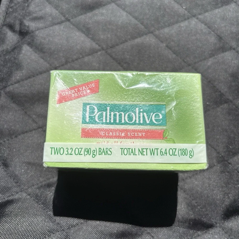 Palmolive Mild All Family Bar Soap Classic Scent 3.2 oz Each NEW